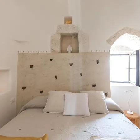 Semesterbostad Trullo In With Infinity Pool