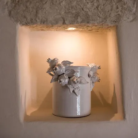 Trullo In With Infinity Pool Cisternino