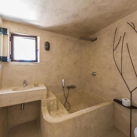 Trullo In With Infinity Pool 펜션 치스테르니노